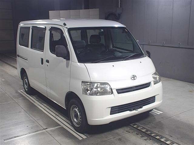 2013 Toyota Town ace van S412M 2015 г. (JU Gifu)